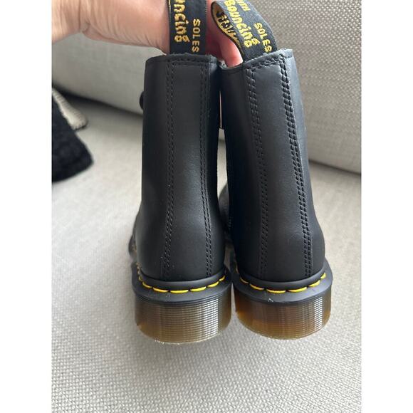 Dr Martens Women's 1460 Pascal Front Zip Boots Size US 5 - Picture 5 of 9